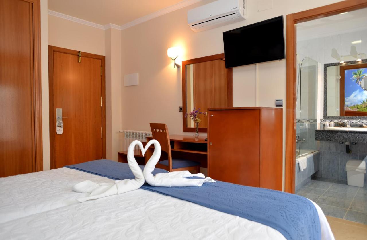 Hotel Portonovo Esterno foto