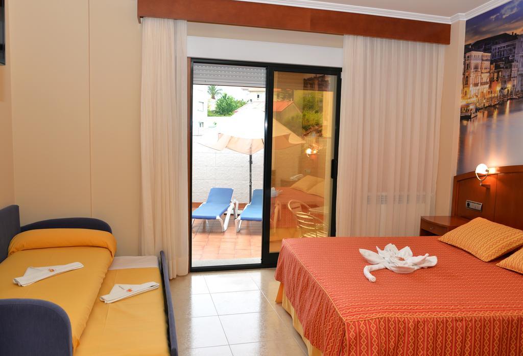 Hotel Portonovo Esterno foto