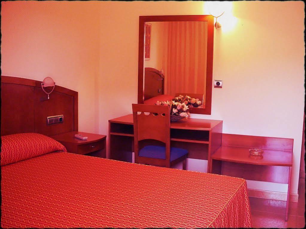 Hotel Portonovo Esterno foto