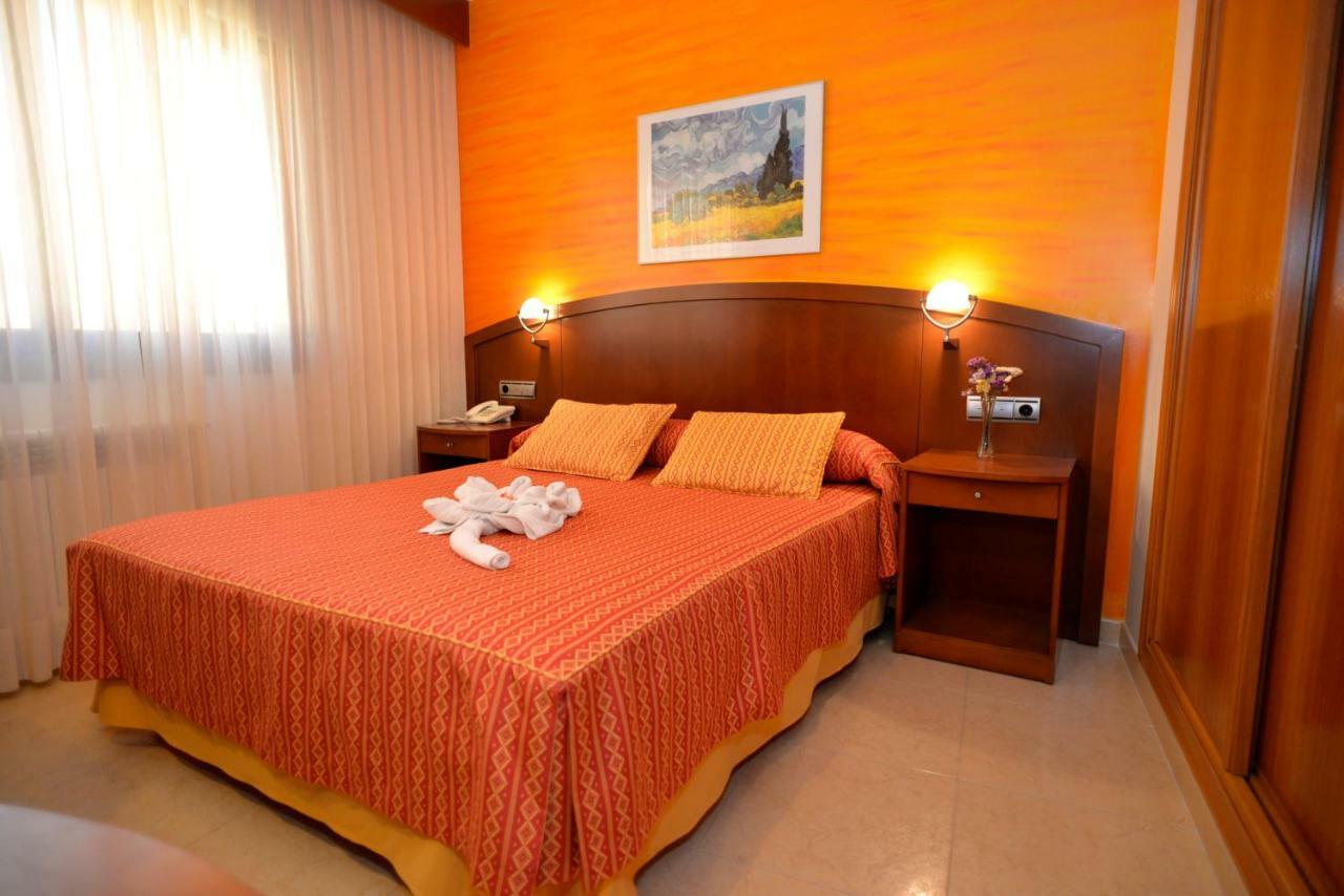 Hotel Portonovo Esterno foto